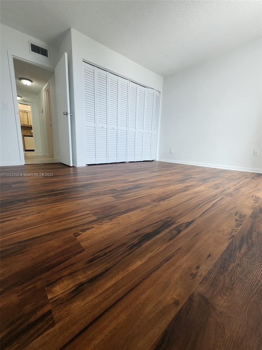 13499 Biscayne Boulevard, Unit 1513 North Miami, FL 33181 - Photo 17 of 24