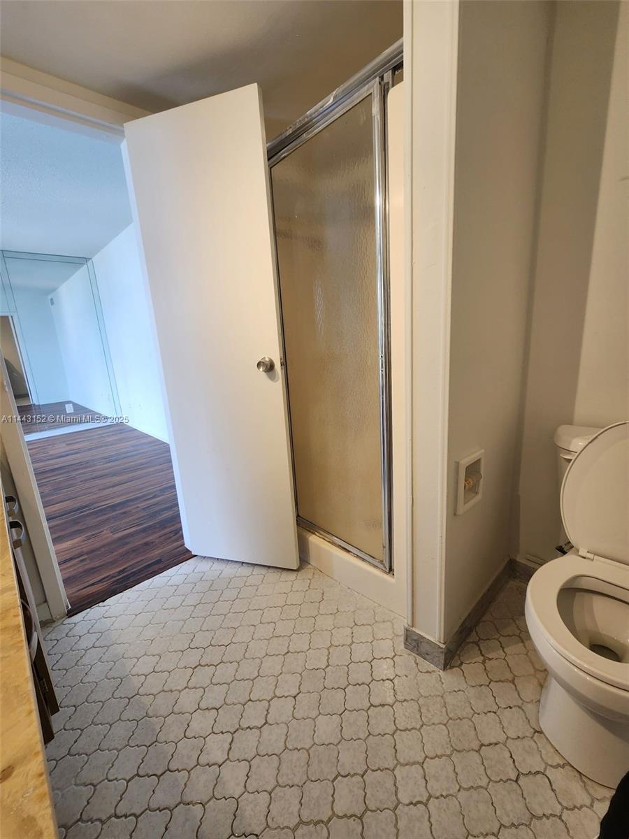 13499 Biscayne Boulevard, Unit 1513 North Miami, FL 33181 - Photo 22 of 24