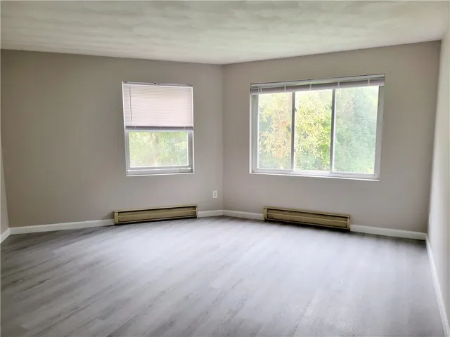 $1,900 | 200 Woodlawn Avenue, Unit 207, North Providence, RI 02904