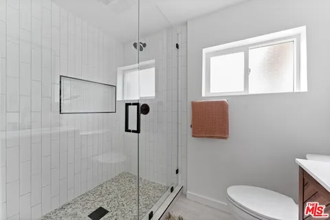 $1,775,000 | 5192 Orange Place, Los Angeles, CA 90008