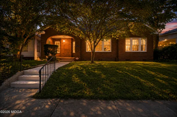 $199,900 | 228 Clisby Place, Macon, GA 31204