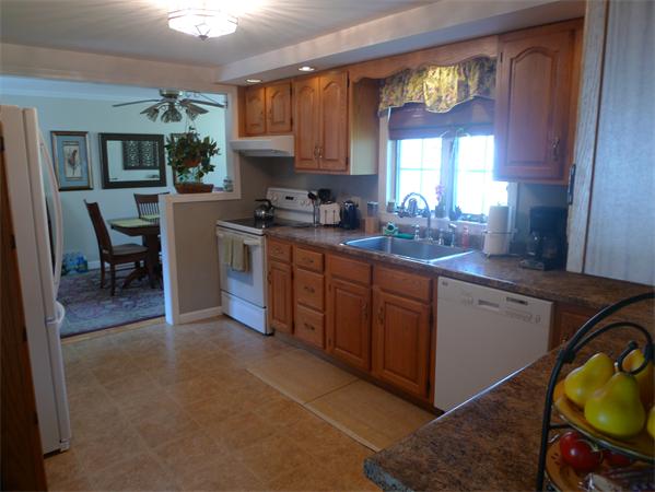 42 West Allen Ridge Road Springfield, MA 01118 - Photo 8 of 19