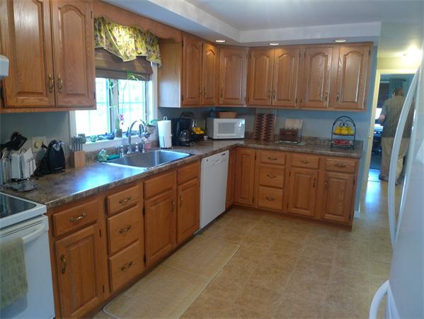 42 West Allen Ridge Road Springfield, MA 01118 - Photo 9 of 19