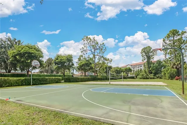 a view of a tennis court