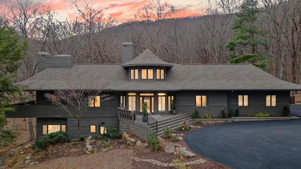 $1,199,000 | 220 Wake Robin Drive, Jasper, GA 30143