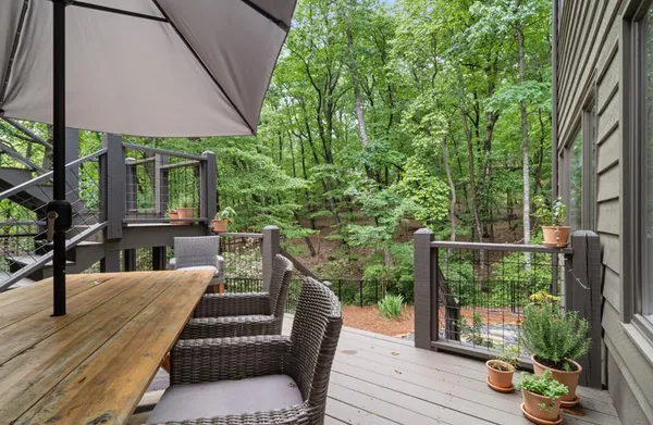 $1,199,000 | 220 Wake Robin Drive, Jasper, GA 30143