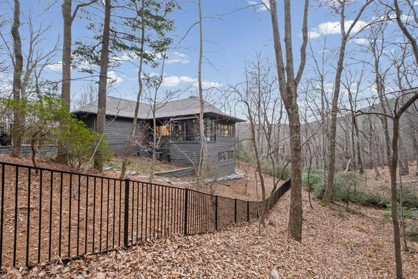 $1,199,000 | 220 Wake Robin Drive, Jasper, GA 30143