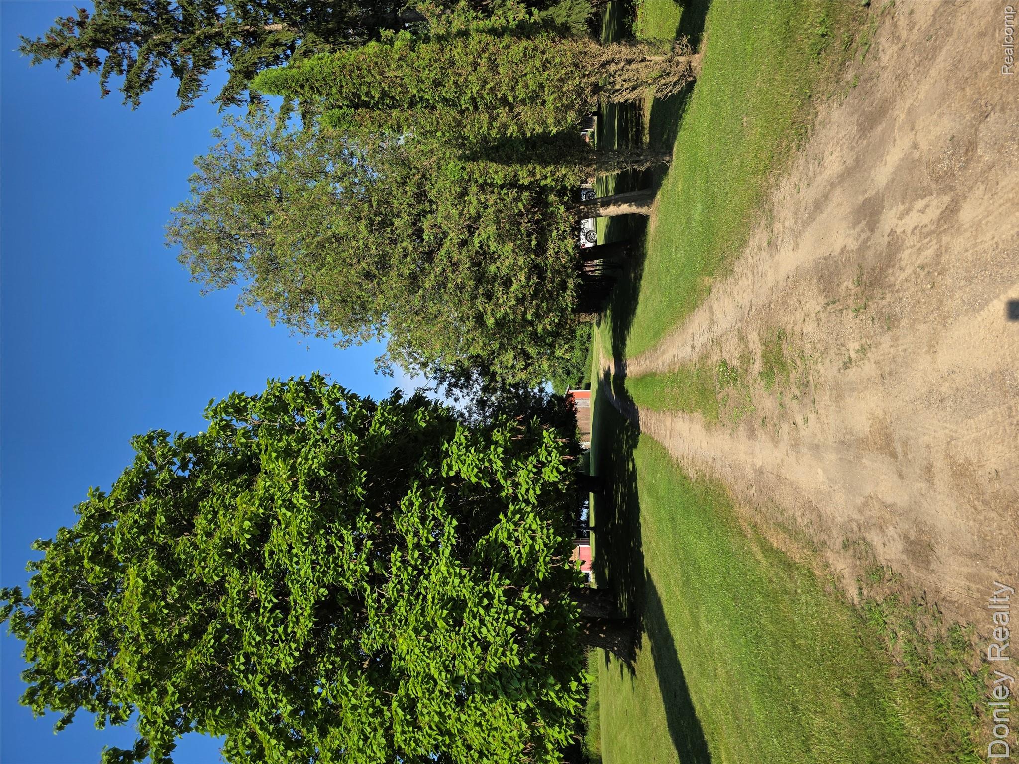 7311 Arendt Road Melvin, MI 48454 - Photo 41 of 42 20260706_182123.jpg