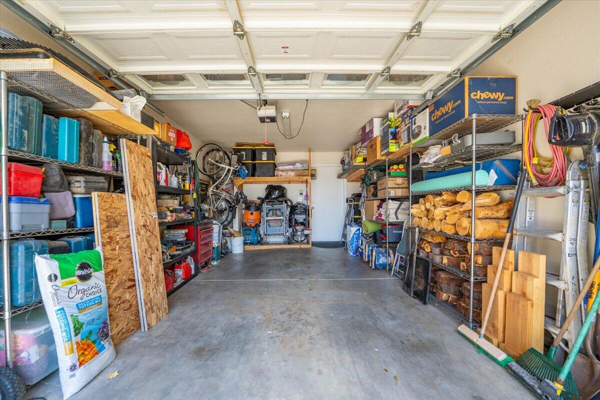 726 Stonebriar Trail Redding, CA 96003 - Photo 22 of 26 a view of garage