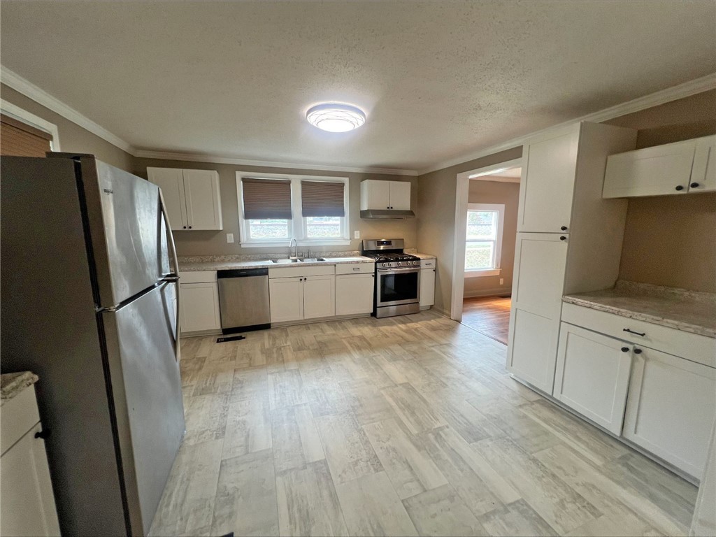 405 Blue Ridge Avenue Belton, SC 29627 - Photo 2 of 16 Gallery Image 2
