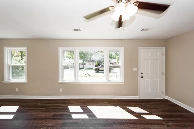 $250,000 | 413 Sarah Drive, Goose Creek, SC 29445