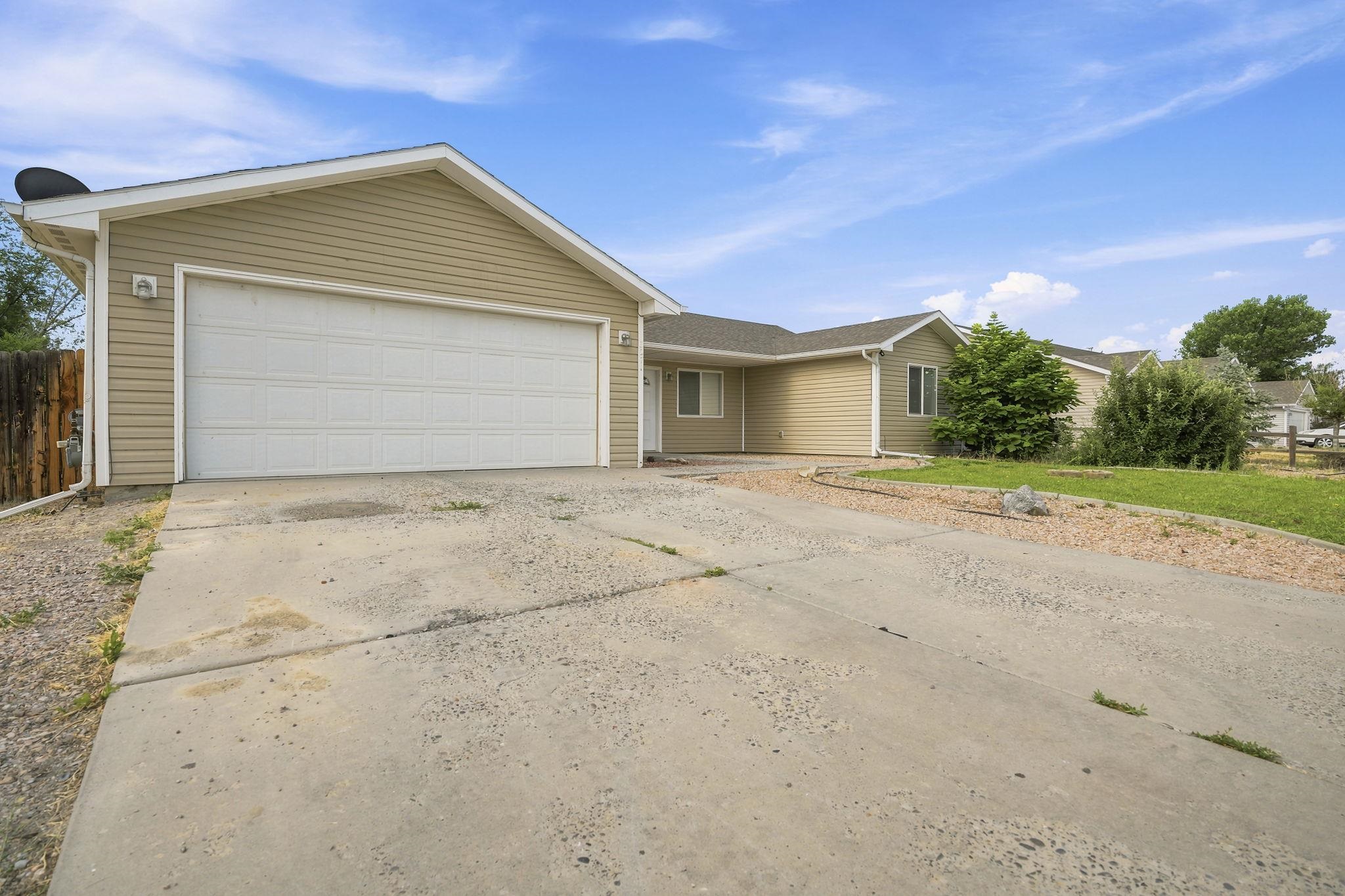 3271 F F 1/2 Road Clifton, CO 81520 - Photo 2 of 27