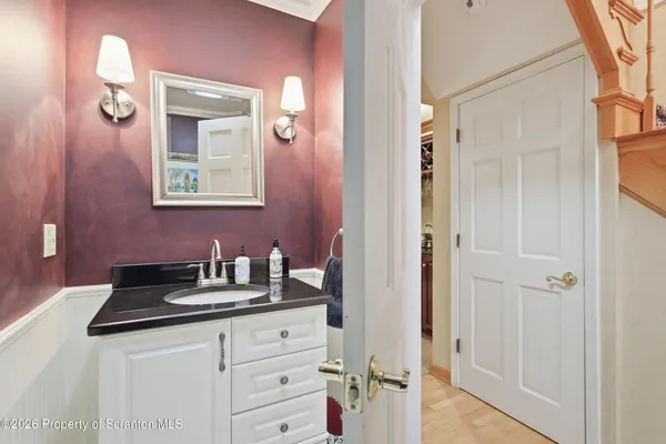 $764,900 | 302 Abbey Drive, Clarks Summit, PA 18411