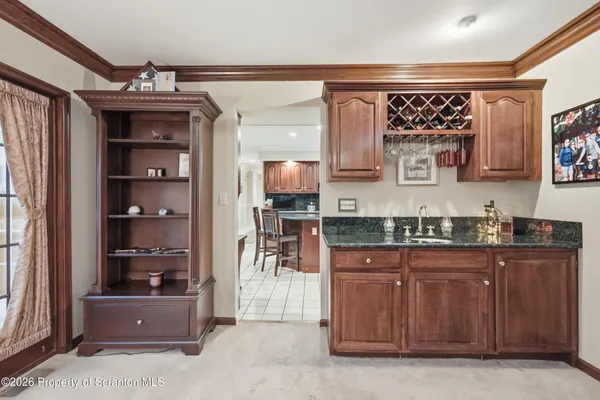 $764,900 | 302 Abbey Drive, Clarks Summit, PA 18411