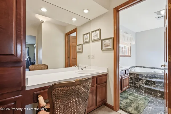 $764,900 | 302 Abbey Drive, Clarks Summit, PA 18411
