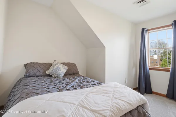 $764,900 | 302 Abbey Drive, Clarks Summit, PA 18411