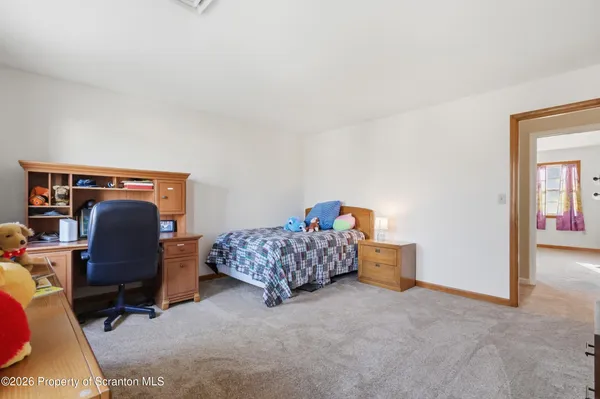 $764,900 | 302 Abbey Drive, Clarks Summit, PA 18411