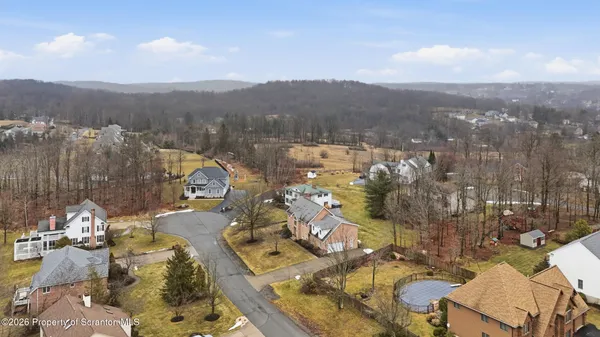 $764,900 | 302 Abbey Drive, Clarks Summit, PA 18411