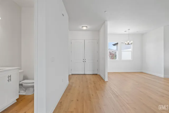 a view of livingroom with hardwood
