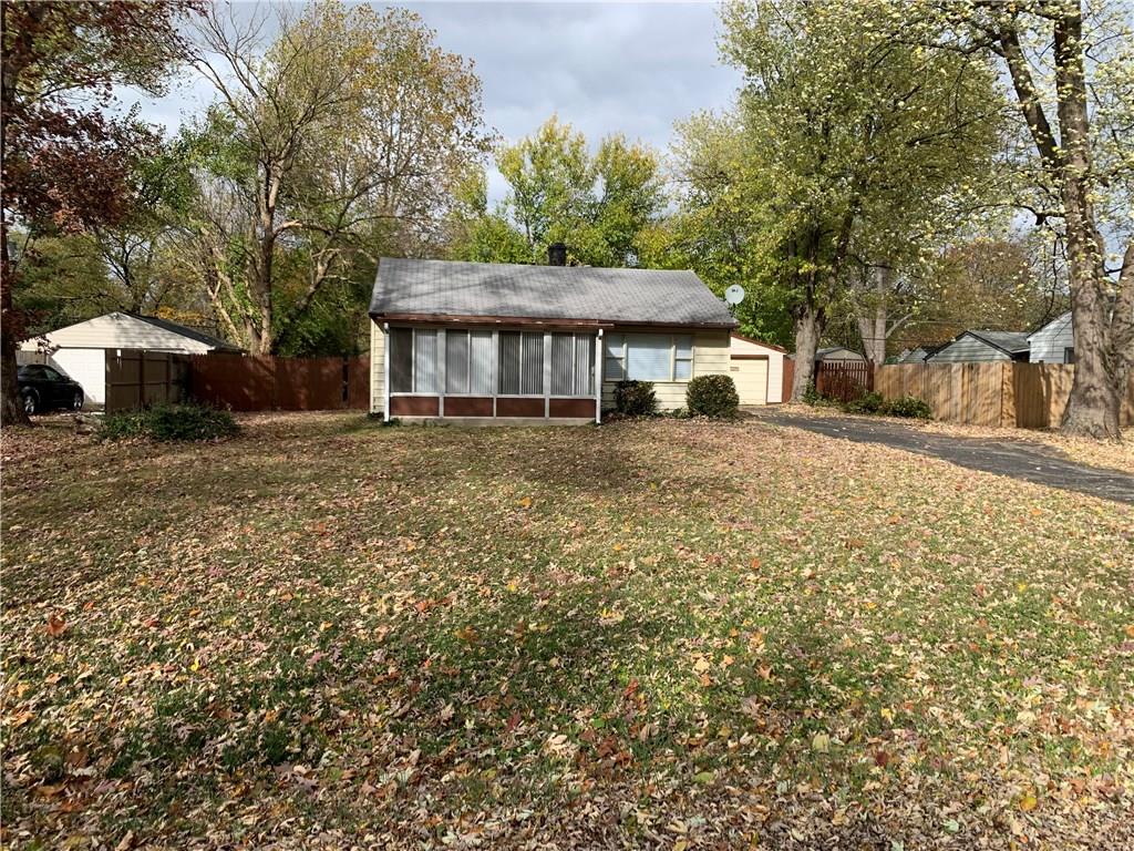 1922 Ruth Drive Indianapolis, IN 46240 - Photo 1 of 17 Gallery Image 1