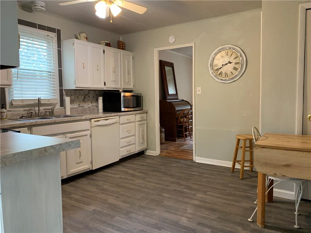 1922 Ruth Drive Indianapolis, IN 46240 - Photo 5 of 17 Gallery Image 5