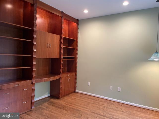 9419 Spruce Tree Circle Bethesda, MD 20814 - Photo 8 of 26 Study w/built-ins