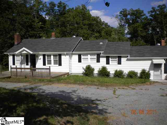 305 New Dunham Bridge Road Greenville, SC 29611 - Photo 2 of 15