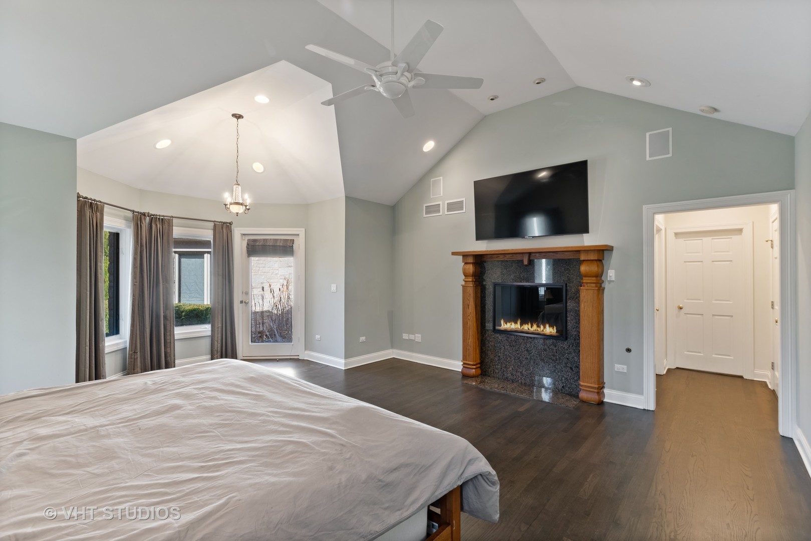 1710 Ridge Road Highland Park, IL 60035 - Photo 17 of 35