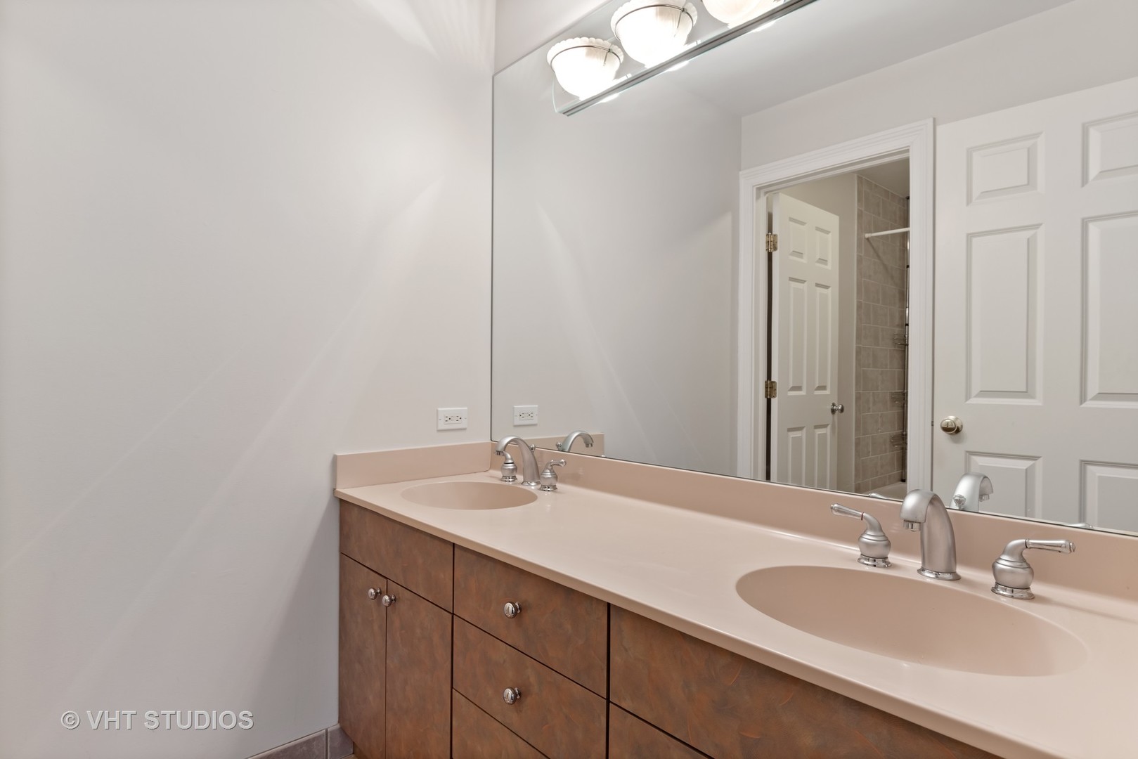 1710 Ridge Road Highland Park, IL 60035 - Photo 22 of 35