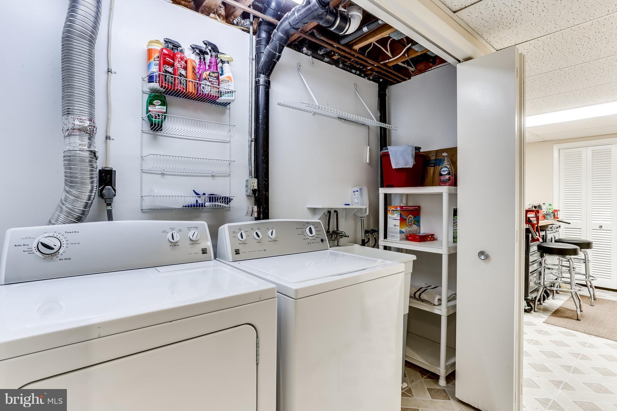 2229 Gablehammer Road Westminster, MD 21157 - Photo 26 of 30 a utility room with dryer and washer