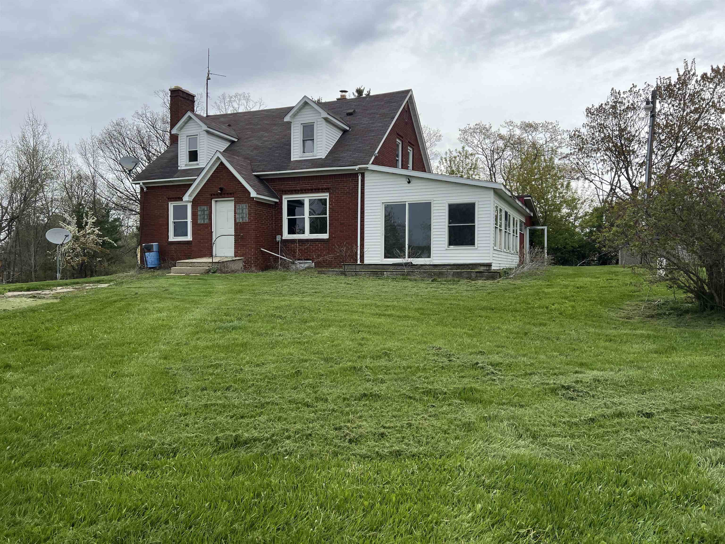 2699 Dutcher Road Gladwin, MI 48624 - Photo 10 of 37