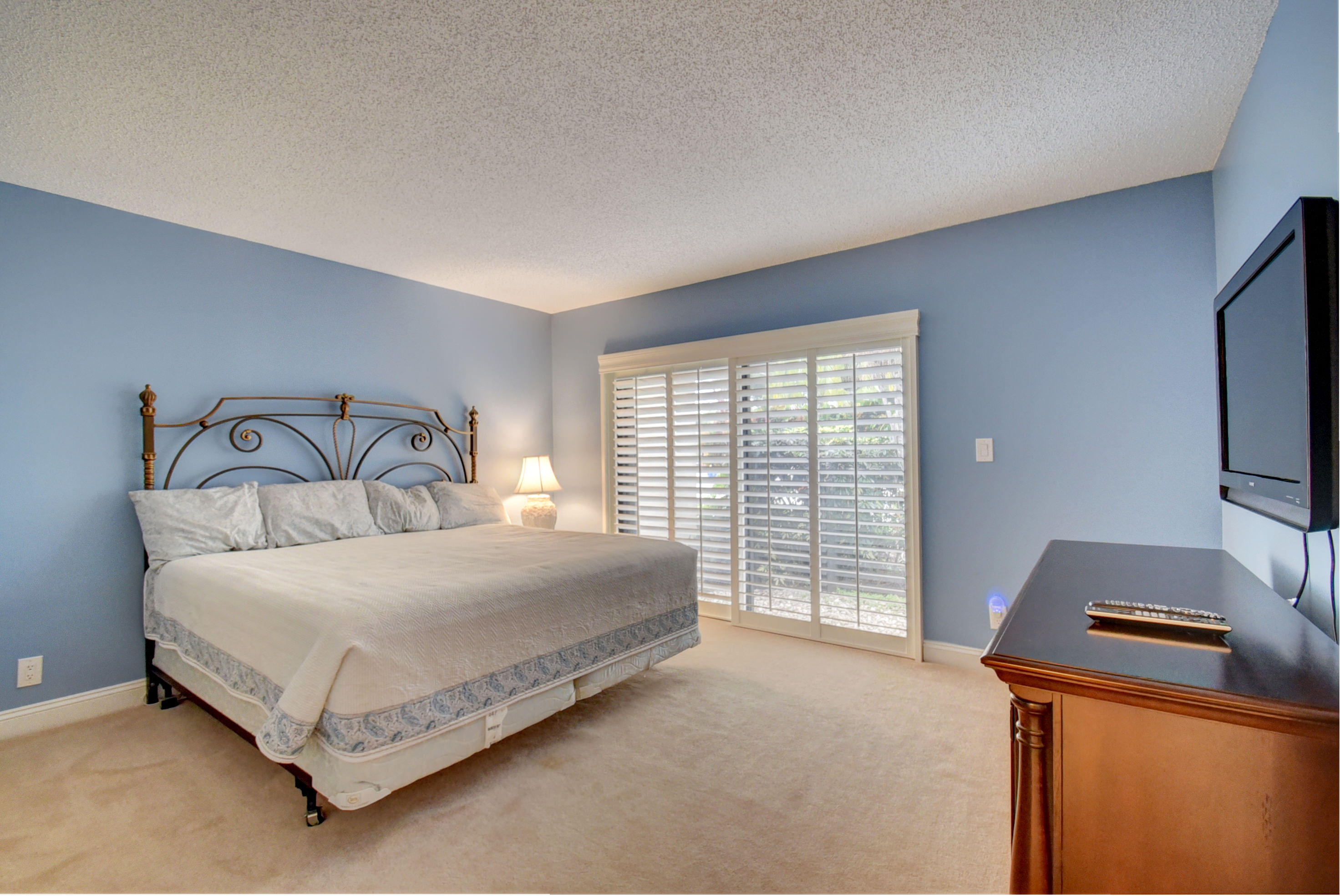 19407 Waters Reach Trail, Unit 1001 Boca Raton, FL 33434 - Photo 11 of 73 Guest Bedroom