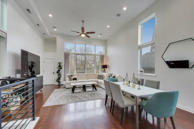 $825,000 | 1044 North Wolcott Avenue, Unit 3, Chicago, IL 60622