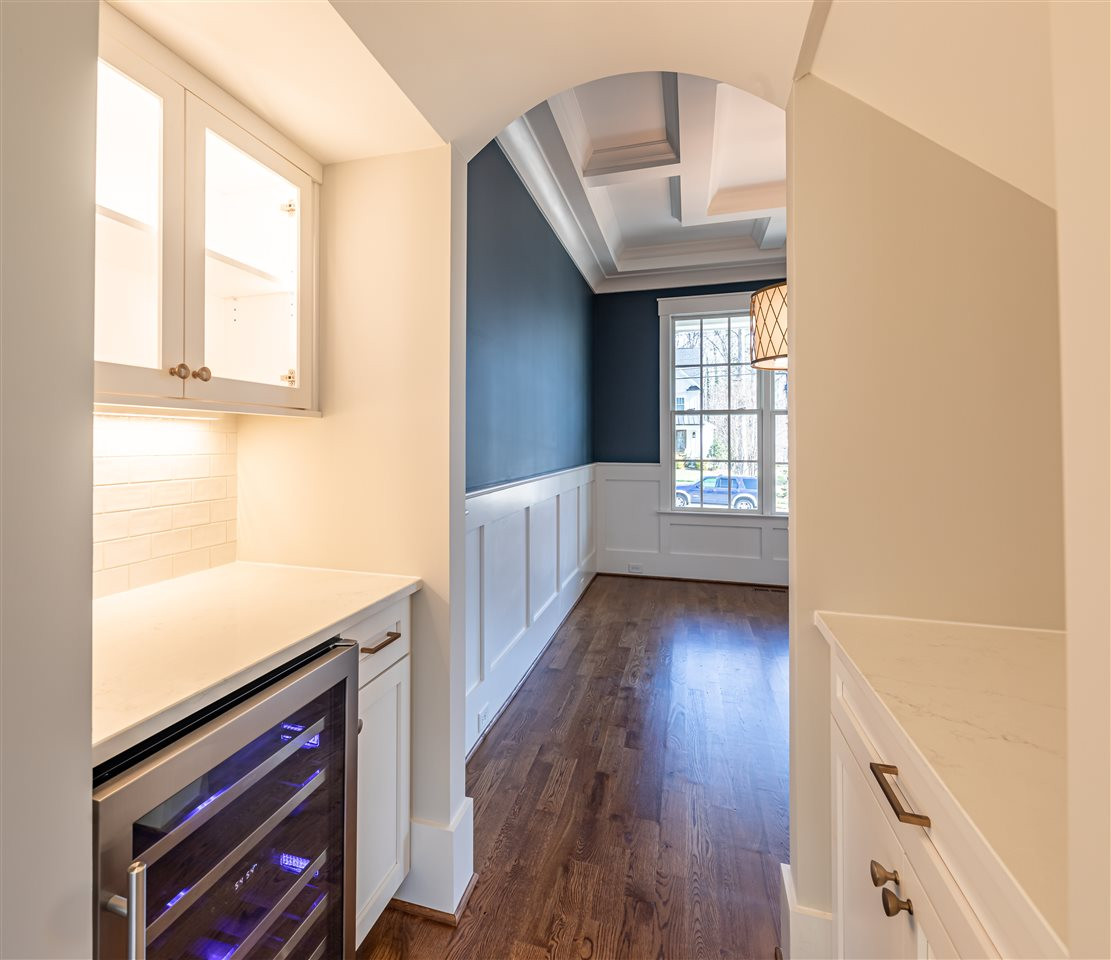 512 Dartmouth Road Raleigh, NC 27609 - Photo 6 of 30 Photo 6