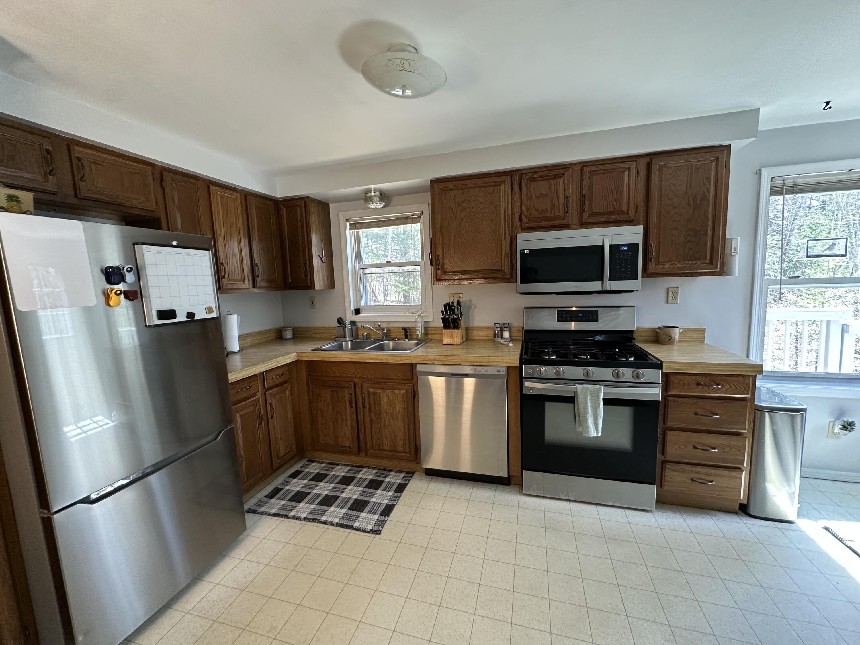 175 Albion Road Windham, ME 04062 - Photo 9 of 29 IMG_3061