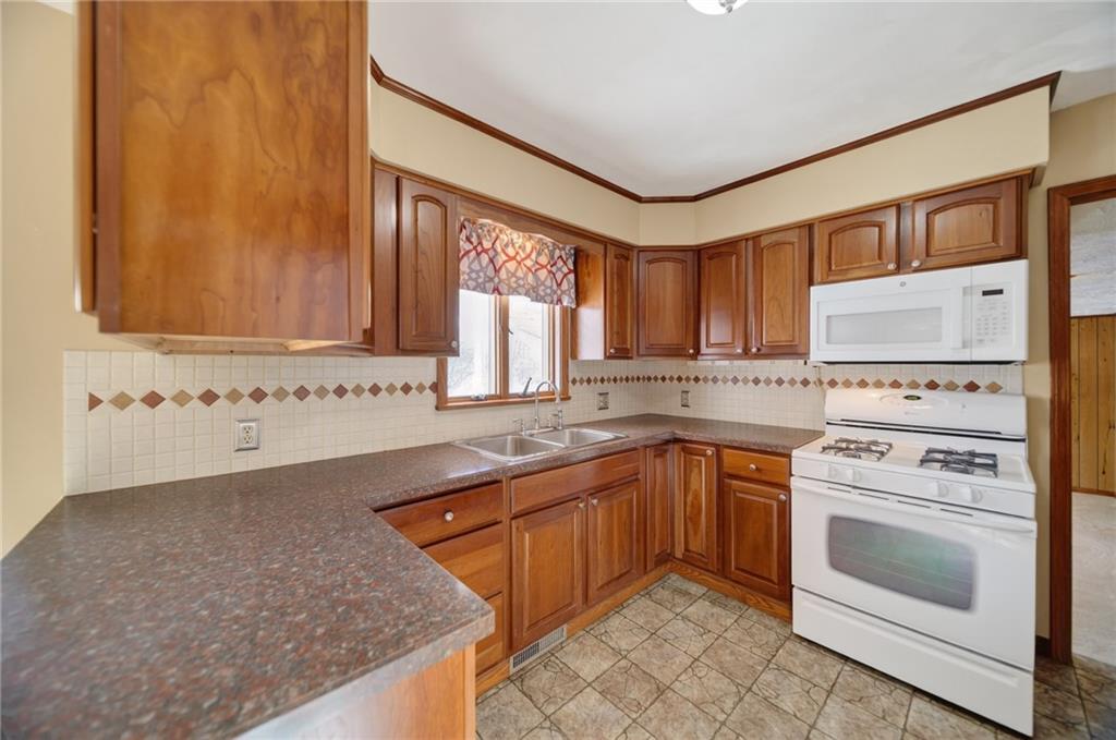 1183 Country Club Road Brookville, PA 15825 - Photo 3 of 36