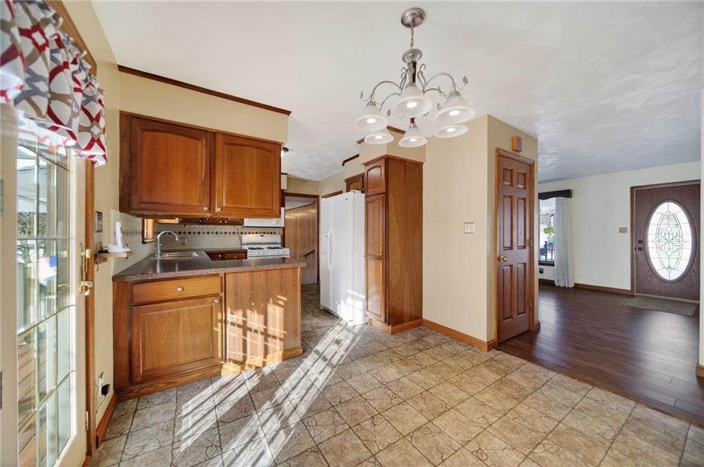 1183 Country Club Road Brookville, PA 15825 - Photo 9 of 36