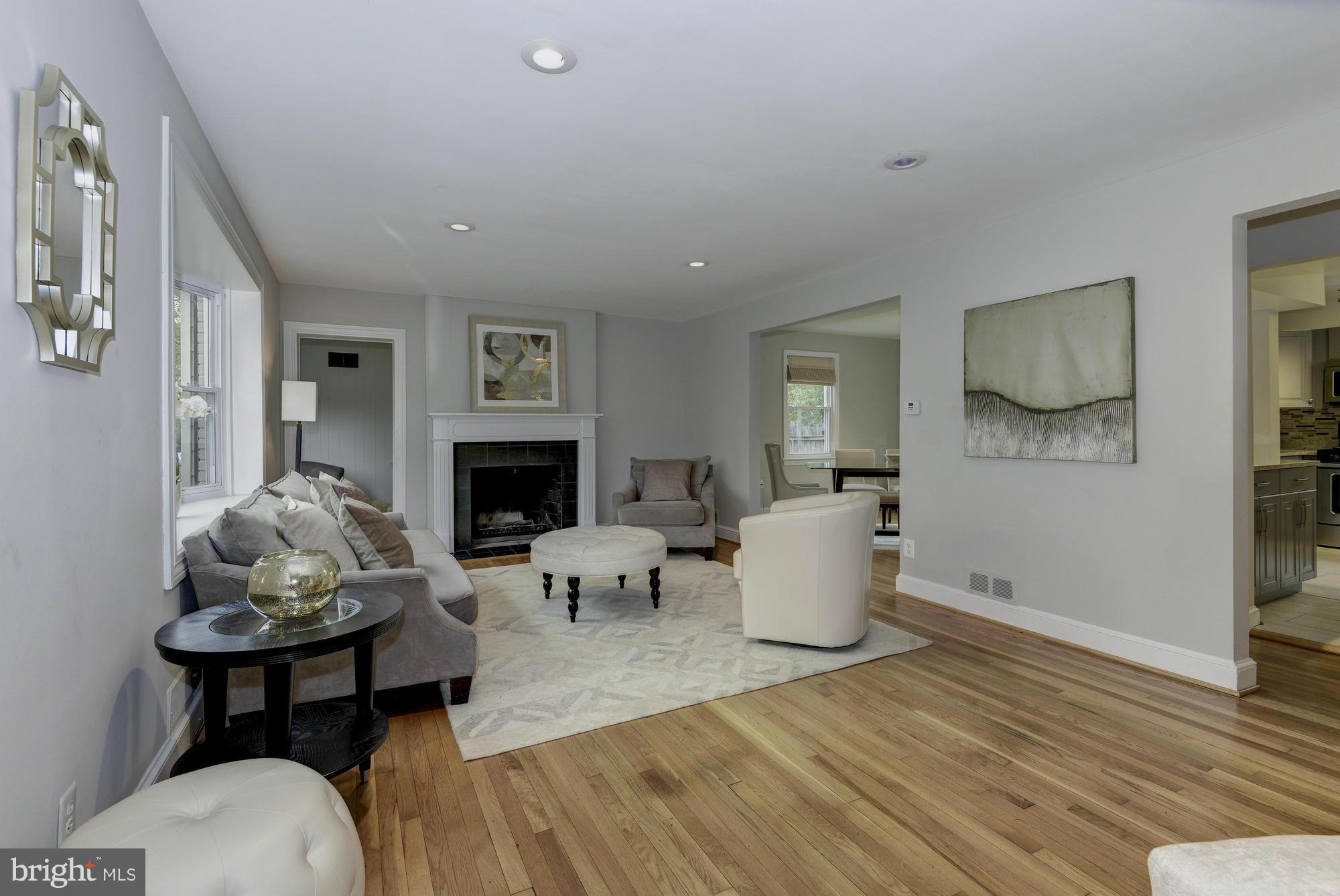 204 Indian Spring Drive Silver Spring, MD 20901 - Photo 3 of 25 Interior (General)