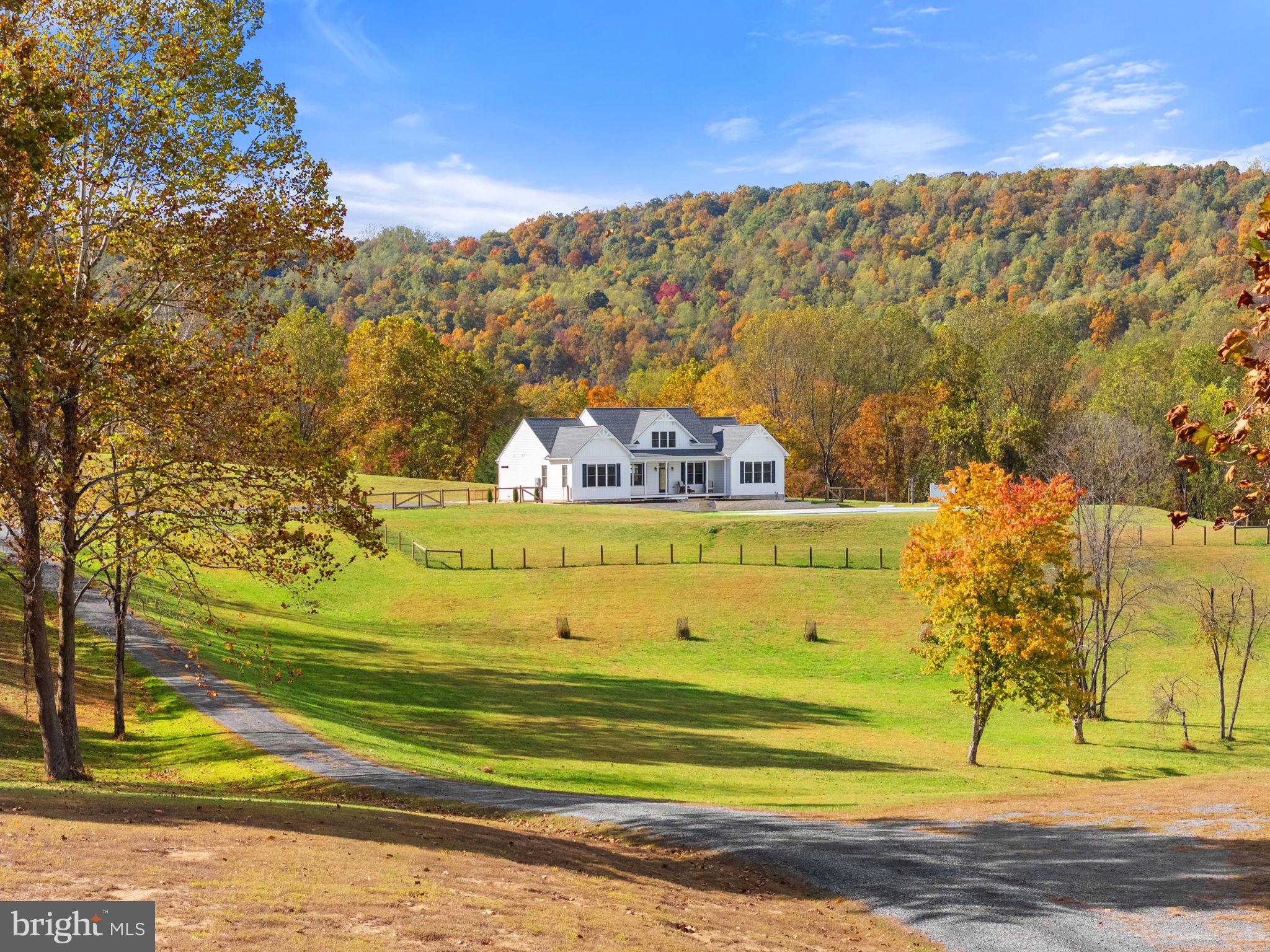 4050 Carrington Road Markham, VA 22643 - Photo 14 of 51 a view of a volley ball court