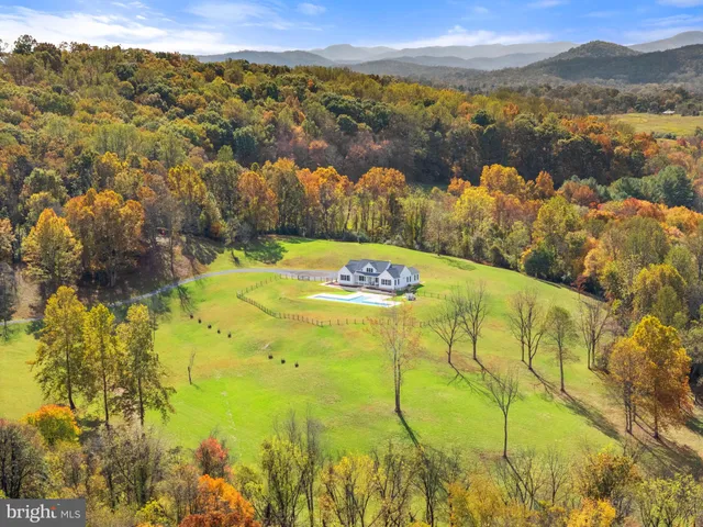 $2,099,900 | 4050 Carrington Road, Markham, VA 22643