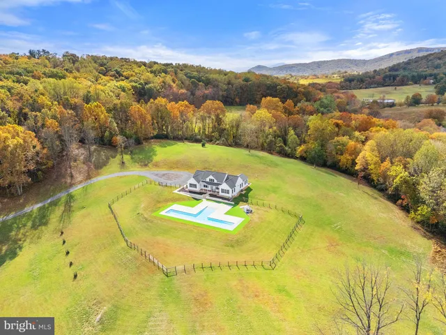 $2,099,900 | 4050 Carrington Road, Markham, VA 22643