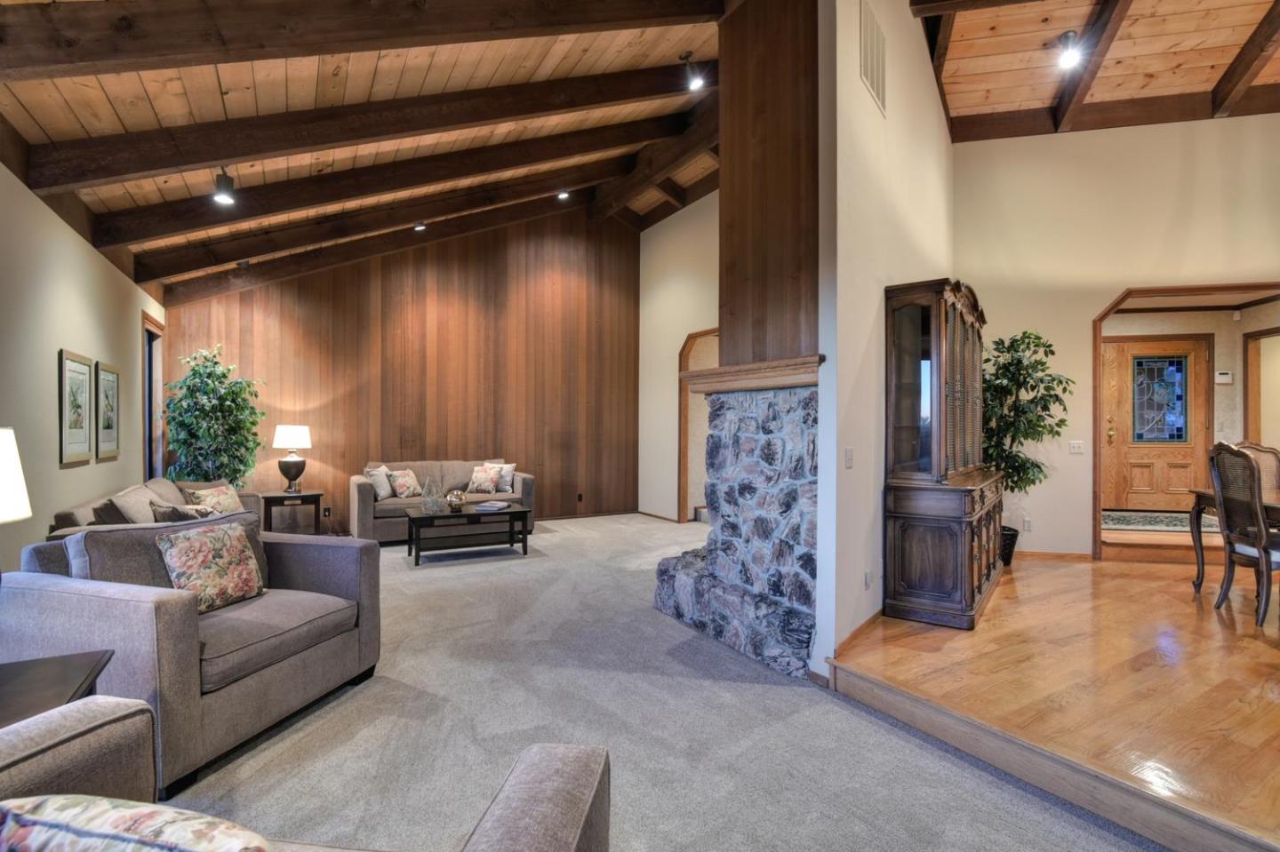 19 Ocean View Road Los Gatos, CA 95033 - Photo 9 of 38 Gallery Image 9