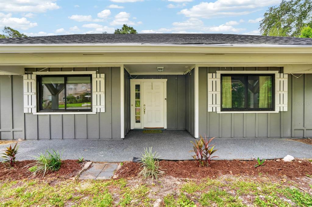 11 Rio Pinar Trail Ormond Beach, FL 32174 - Photo 2 of 34