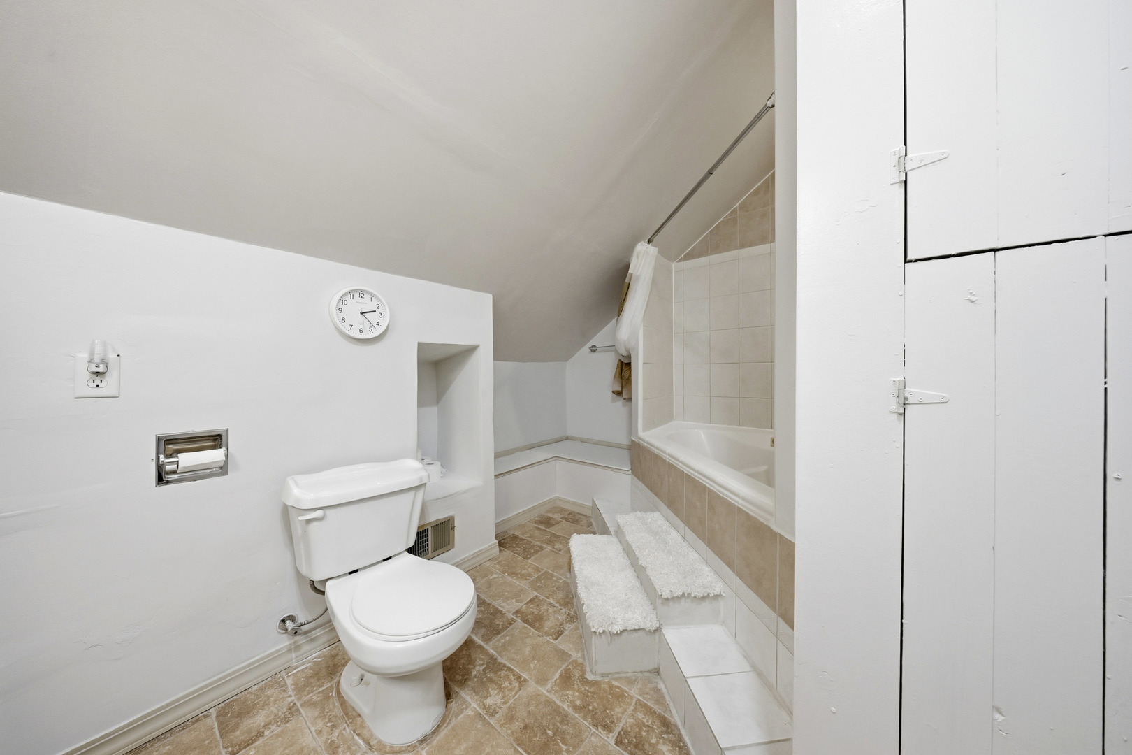 901 Hermann Road Lee, IL 60530 - Photo 14 of 42 a bathroom with a toilet and a shower