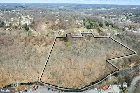 $1,195,000 | 324 Crozerville Road, Aston, PA 19014