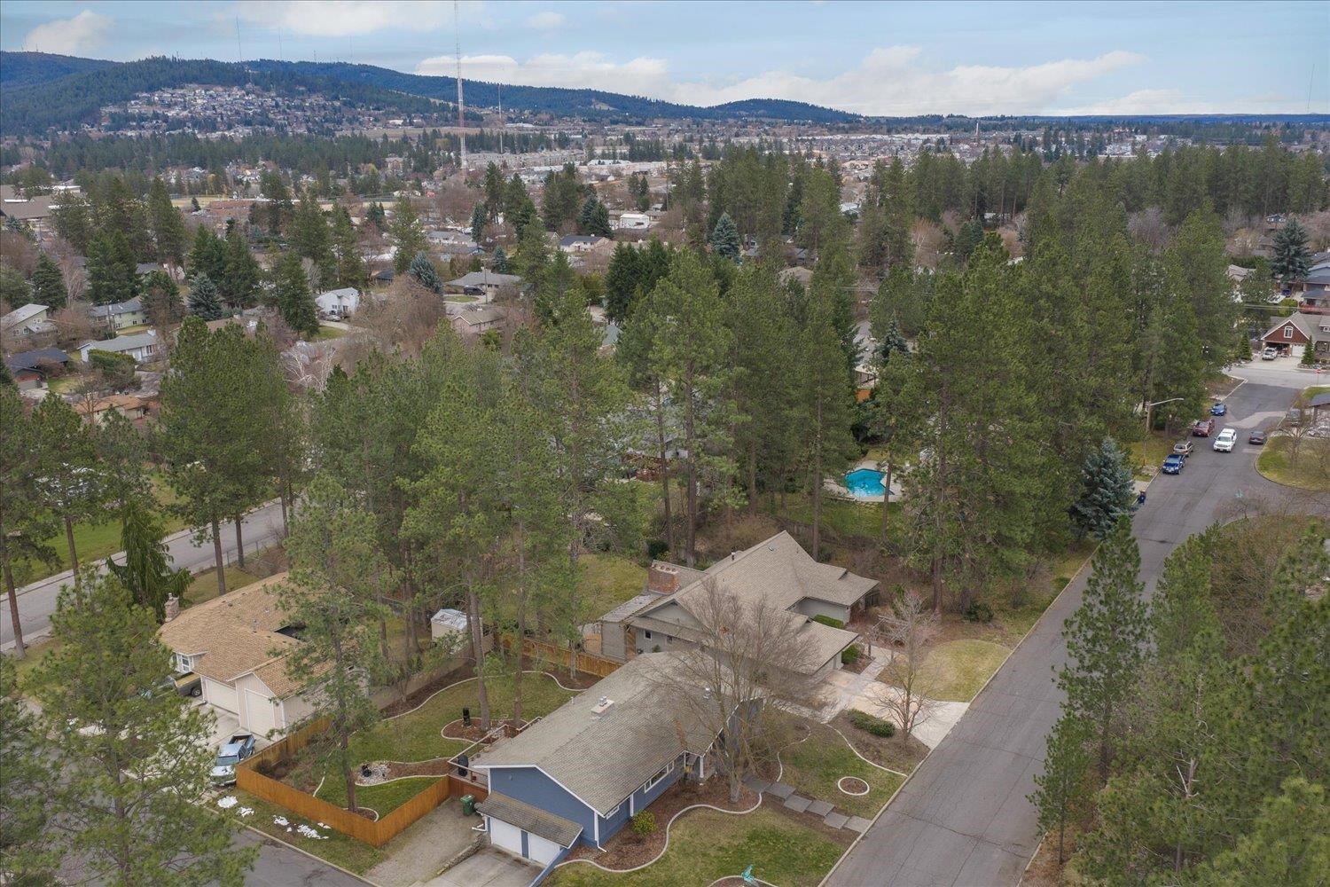 3510 South Cook Street Spokane, WA 99223 - Photo 6 of 6