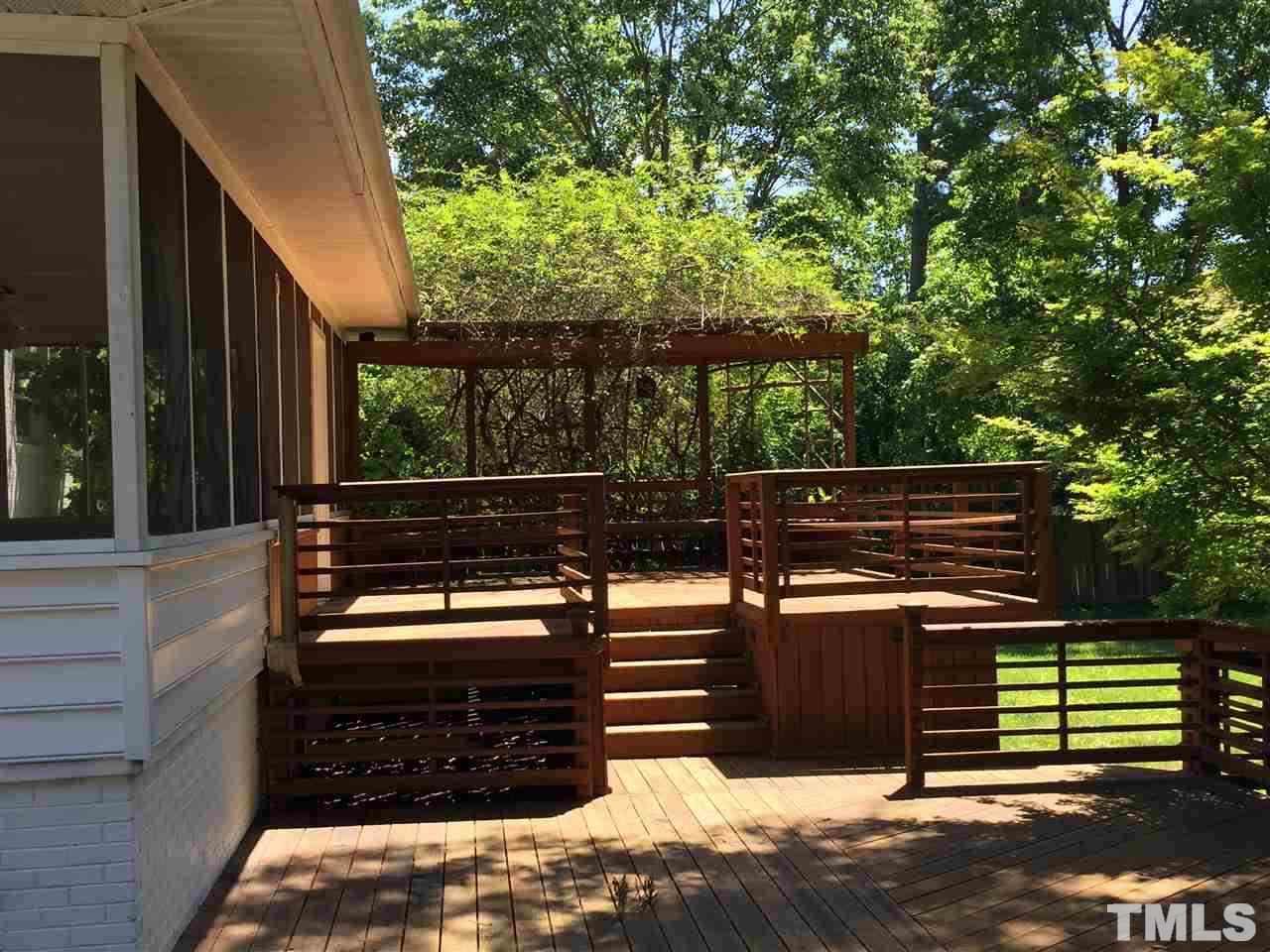 4305 Boxwood Road Raleigh, NC 27612 - Photo 17 of 19