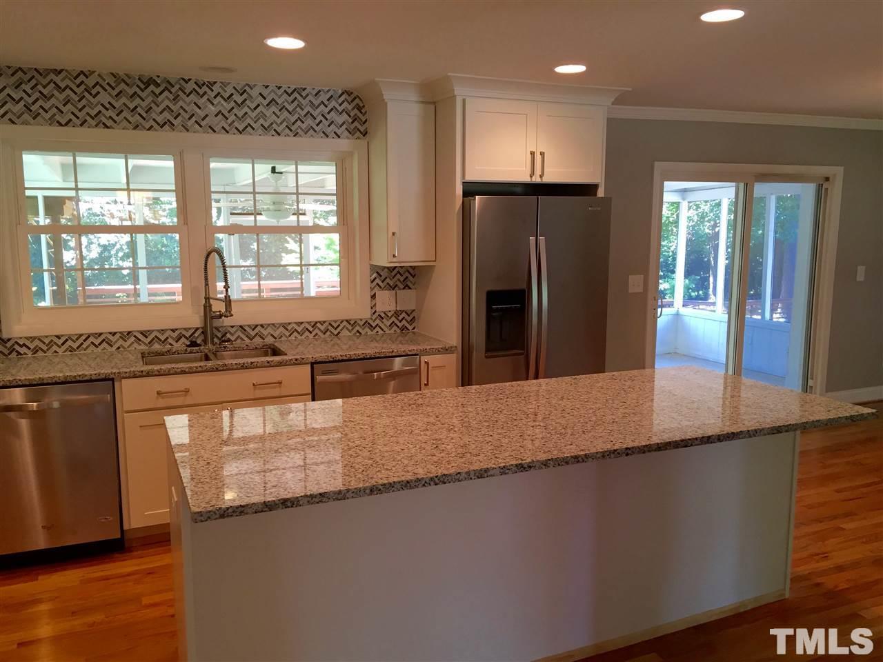 4305 Boxwood Road Raleigh, NC 27612 - Photo 5 of 19