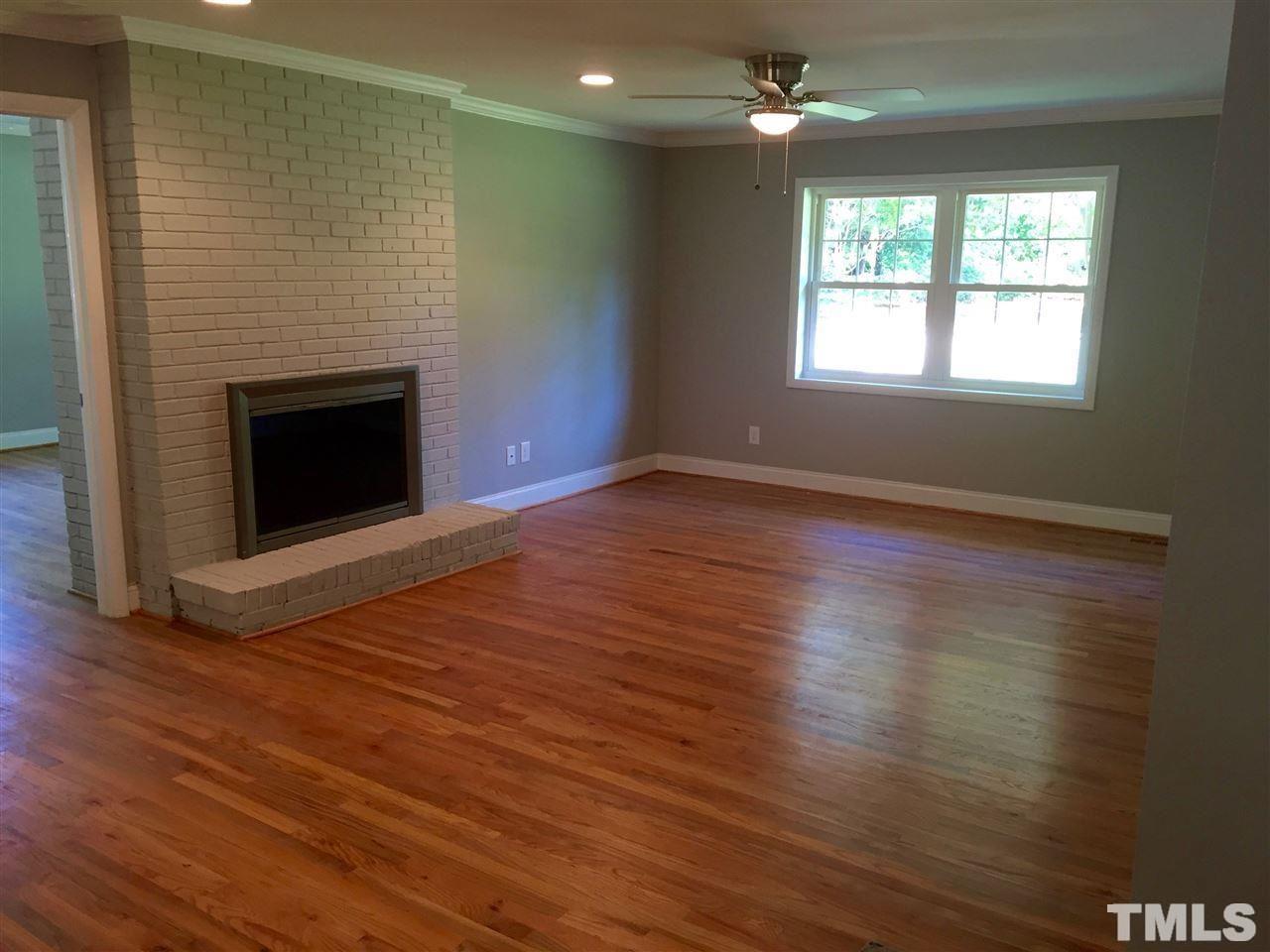 4305 Boxwood Road Raleigh, NC 27612 - Photo 7 of 19