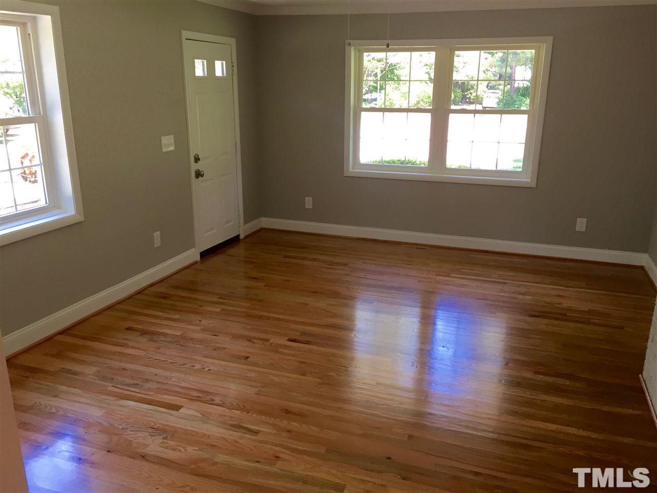 4305 Boxwood Road Raleigh, NC 27612 - Photo 8 of 19